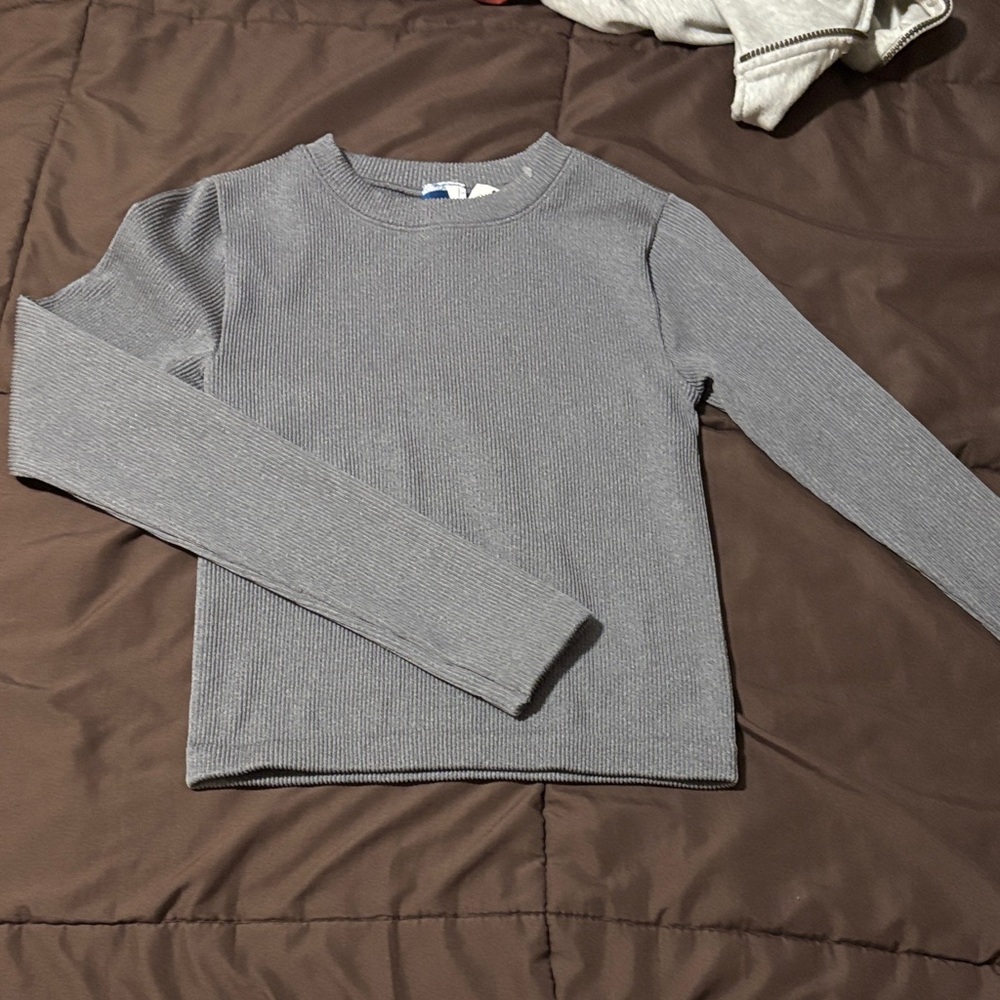 Old Navy Women's Crewneck Sweater in Gray